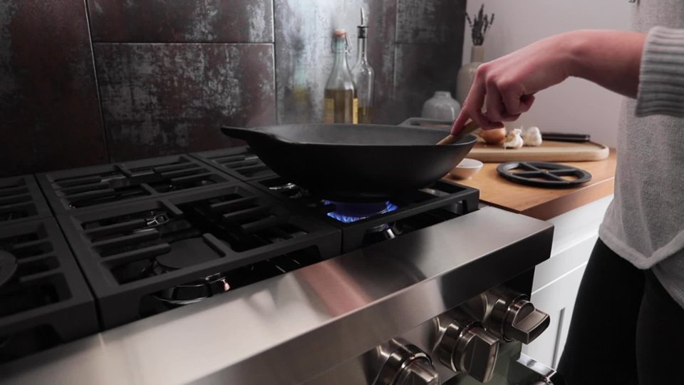 Wok Insert video 0 minutes 05 seconds