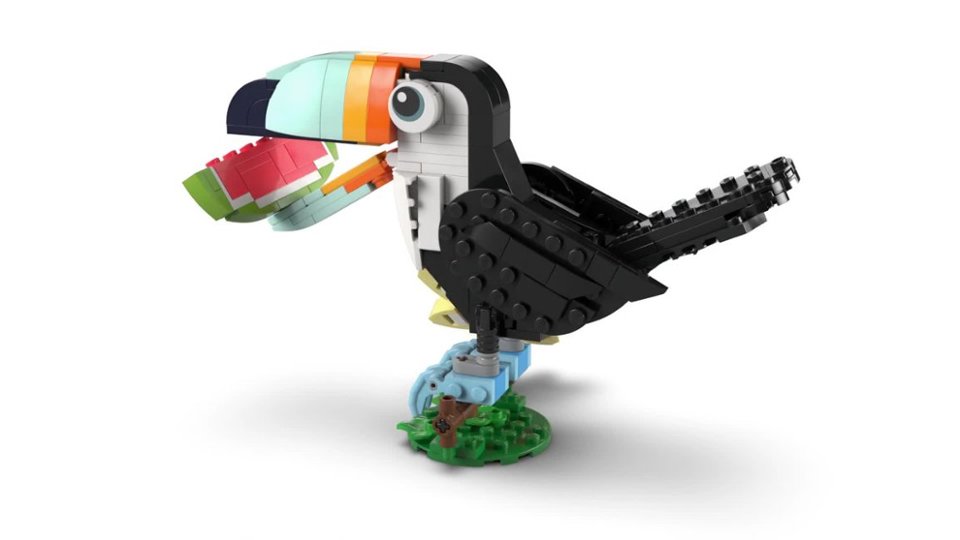 Creator Wild Animals: Tropical Toucan 31173 video 0 minutes 07 seconds