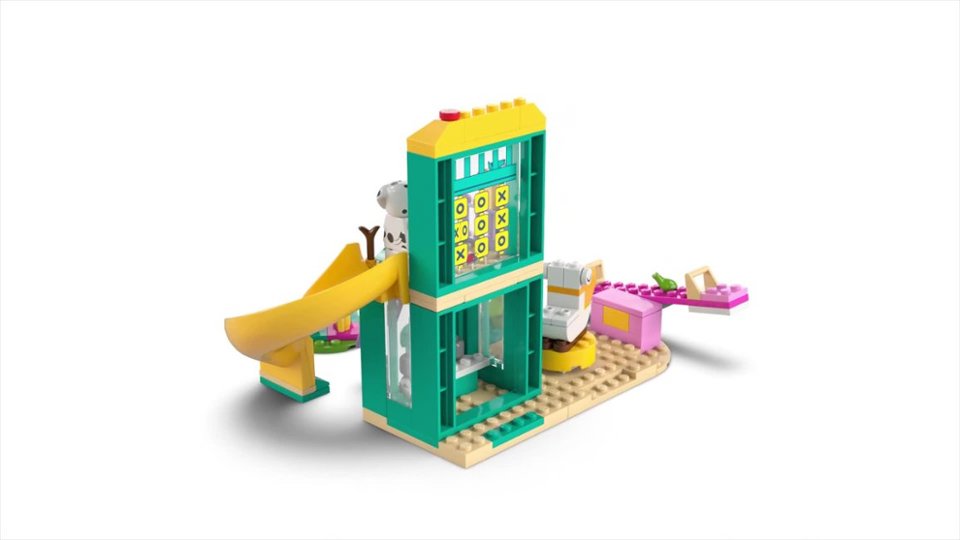 Bluey Playground Fun with Bluey and Chloe 11201 video 0 minutes 07 seconds