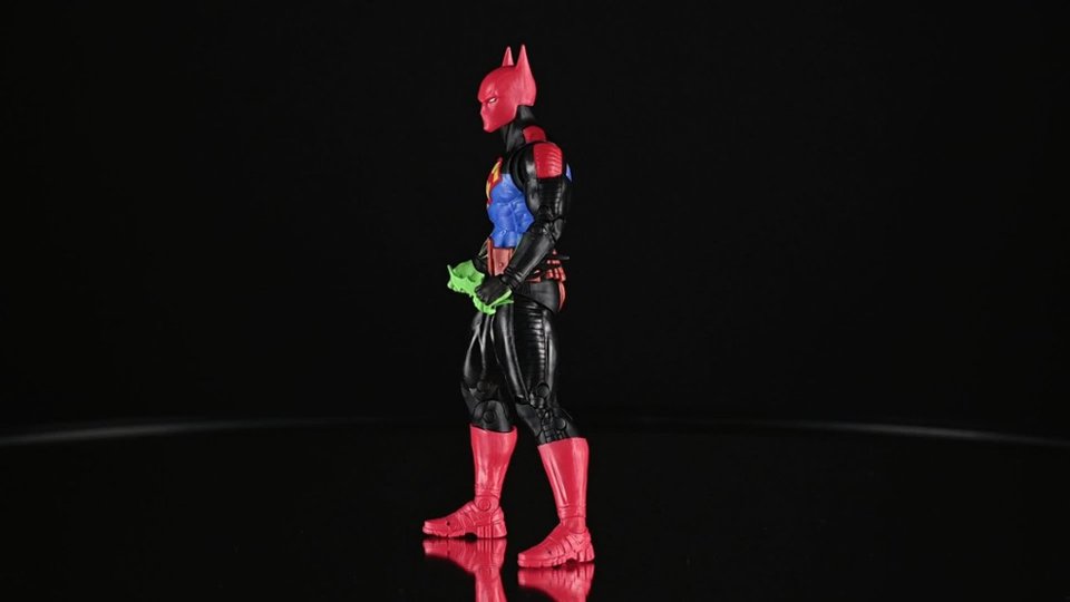 McFarlane Toys - DC Multiverse 7" Batman / Superman Fusion Product 360 view Video video 0 minutes 10 seconds