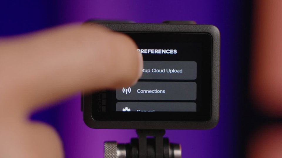 Simple Touch and Voice Control for the GoPro HERO 4K video 0 minutes 44 seconds