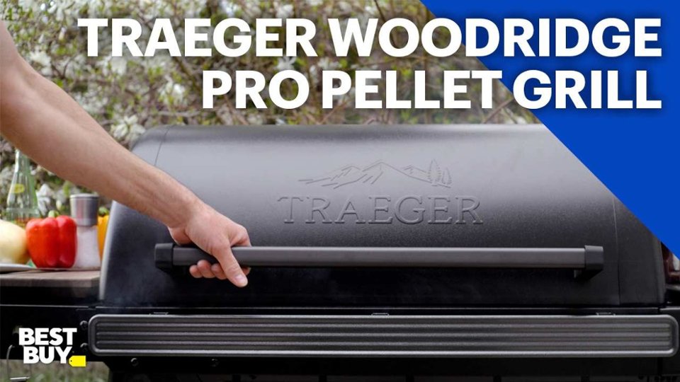 Traeger Woodridge Pro Pellet Grill video 0 minutes 37 seconds