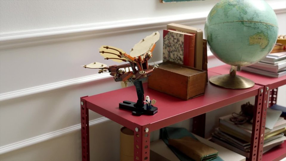 Shopper Video of Icons Leonardo da Vinci's Flying Machine Ornithopter Building Set video 0 minutes 30 seconds