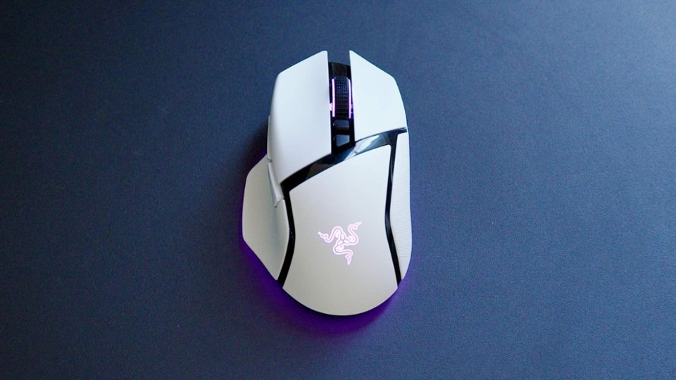 Expert Review by Jessica Nicco for Razer Basilisk V3 Pro Gaming Mouse video 1 minutes 03 seconds