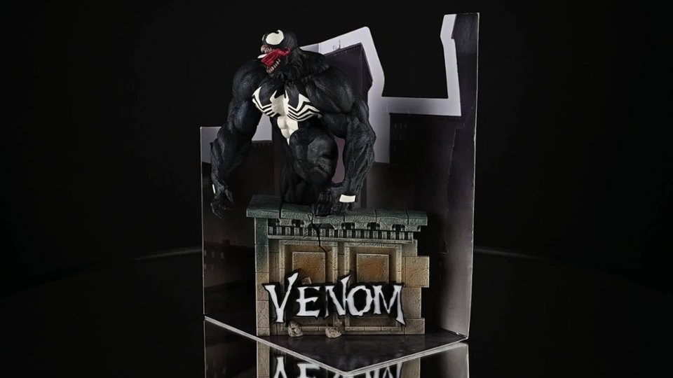 360 View of MARVEL COLLECTION 1:6TH WV4 - VENOM video 0 minutes 10 seconds