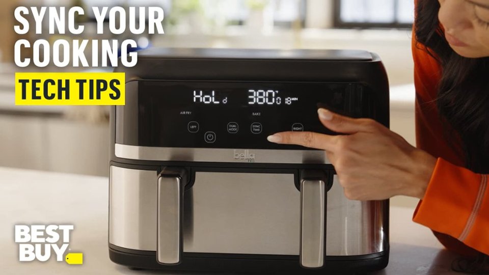 Sync Your Cook Times on the bella PRO 4-qt. TriZone Touchscreen Air Fryer video 0 minutes 57 seconds