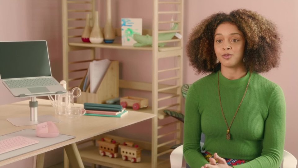 Logitech - Lift Vertical Wireless Ergonomic Mouse video 0 minutes 30 seconds