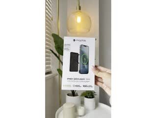 Creator Pick: The Efficient And Effective Wireless Phone Charger video 0 minutes 38 seconds