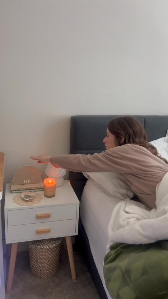 Creator Pick: Unboxing the Hatch Restore 2 Sound Machine video 0 minutes 26 seconds