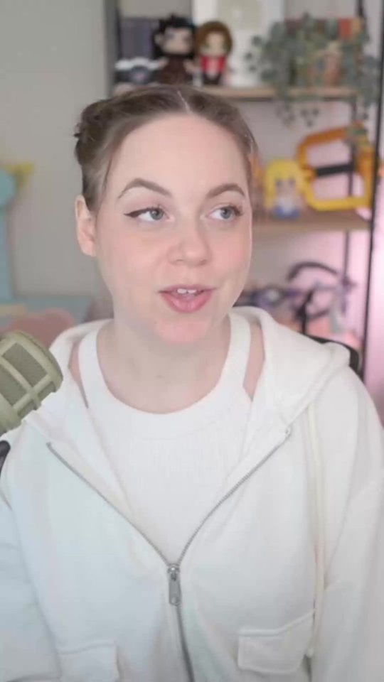 Creator Pick: The Perfect Headset to Motivate You to Get Out and Move Your Body video 0 minutes 38 seconds