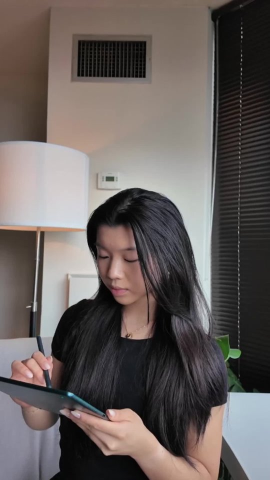 Creator Pick: Streamline Your Studying With This All-in-One Kindle and Notebook video 0 minutes 33 seconds