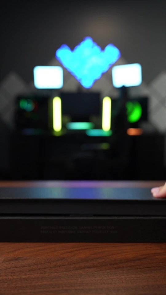 Razer Joro Wireless Gaming Keyboard Unboxing Video video 0 minutes 18 seconds