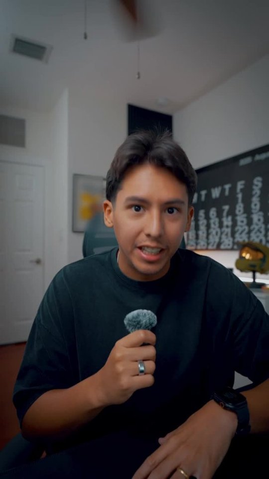 Creator Pick: OLED TVs Are the Way to Go This Year! video 0 minutes 39 seconds