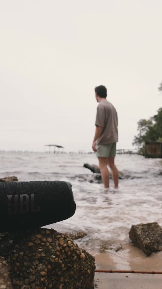 Creator Pick: The Best Portable Speaker video 0 minutes 16 seconds