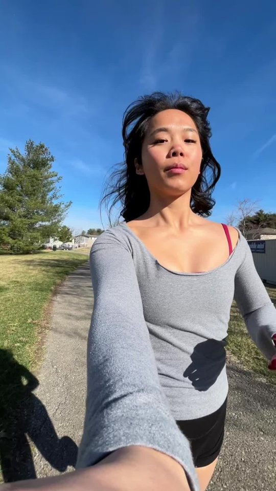 Creator Pick: The Best Open Ear Headphones for a Run video 0 minutes 35 seconds