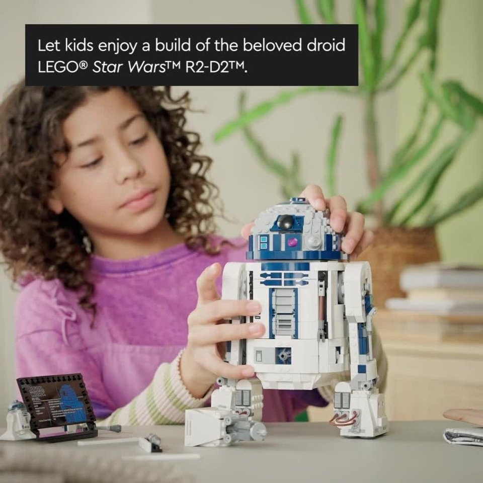 R2-D2™ 75379 video 0 minutes 30 seconds